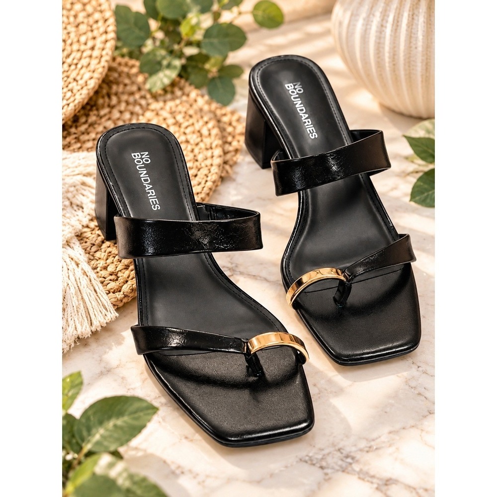 Black Toe Ring Sandals Size 10 Y2K Square Toe Block Heel New NWT